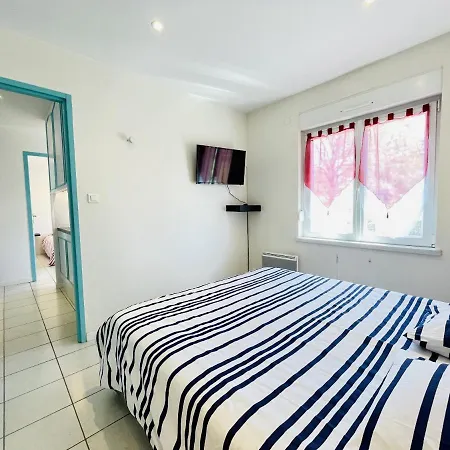 Louis Le Lavoir Apartment