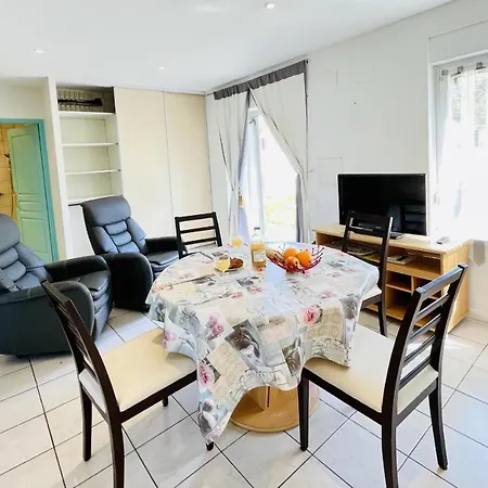 Louis Le Lavoir Apartment *