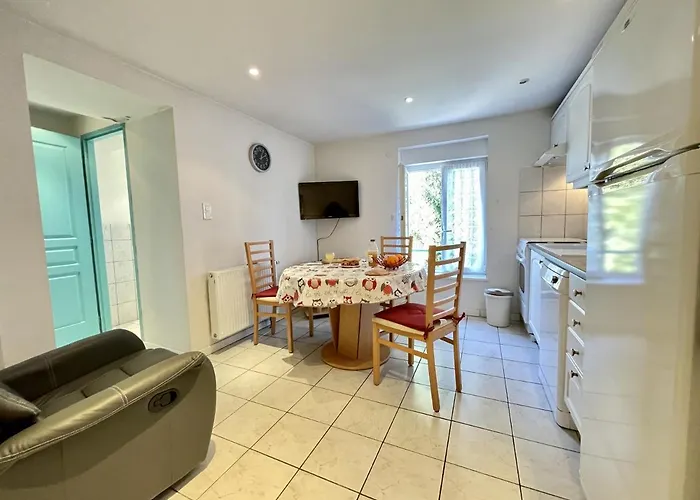 Louis Le Lavoir Apartmán