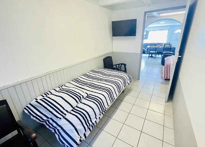 Louis Le Lavoir Apartmán Bains-les-Bains